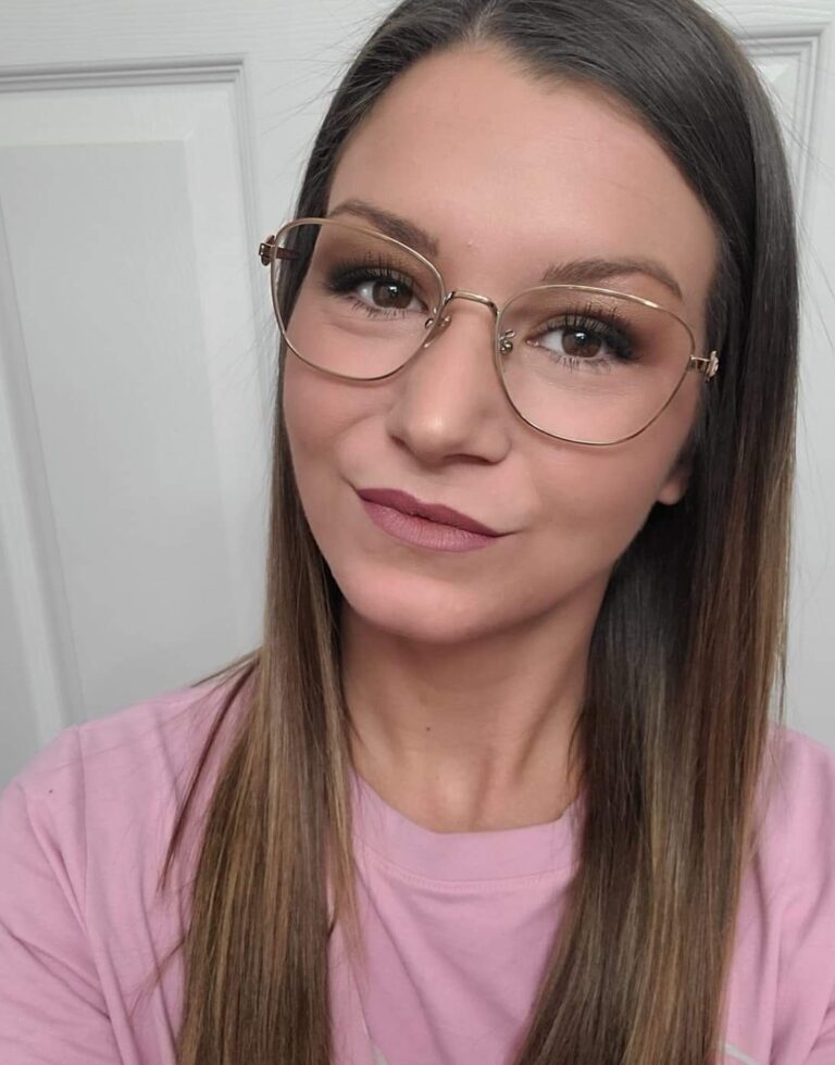Sydney Timm - Smoochie Pooch Fort Wayne Southwest Pet Stylist Apprentice