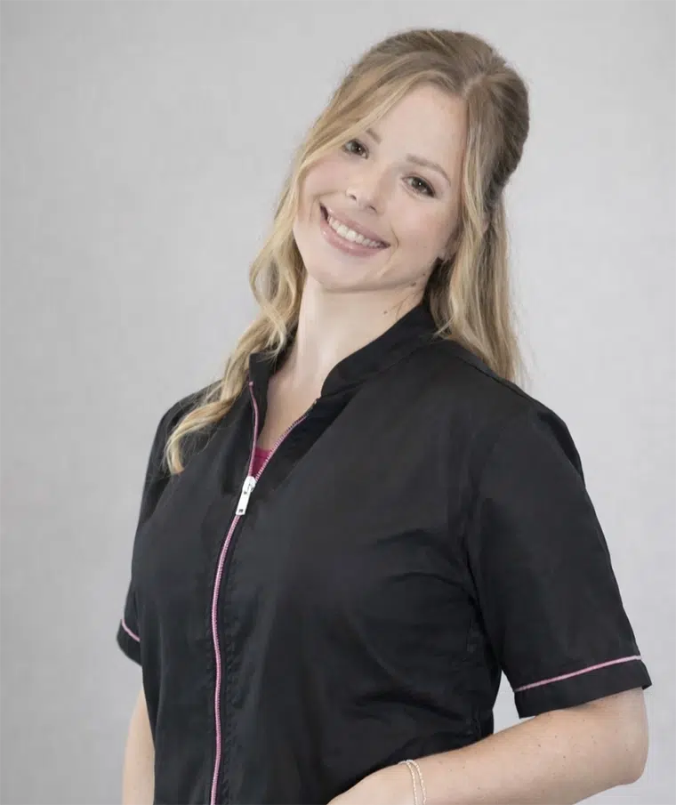 Taylor Caricco, Smoochie Pooch Carmel